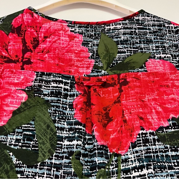 Fig & Flower Women’s Floral Print Hi-low Popover Tunic Small Longline Red Black - Picture 9 of 11